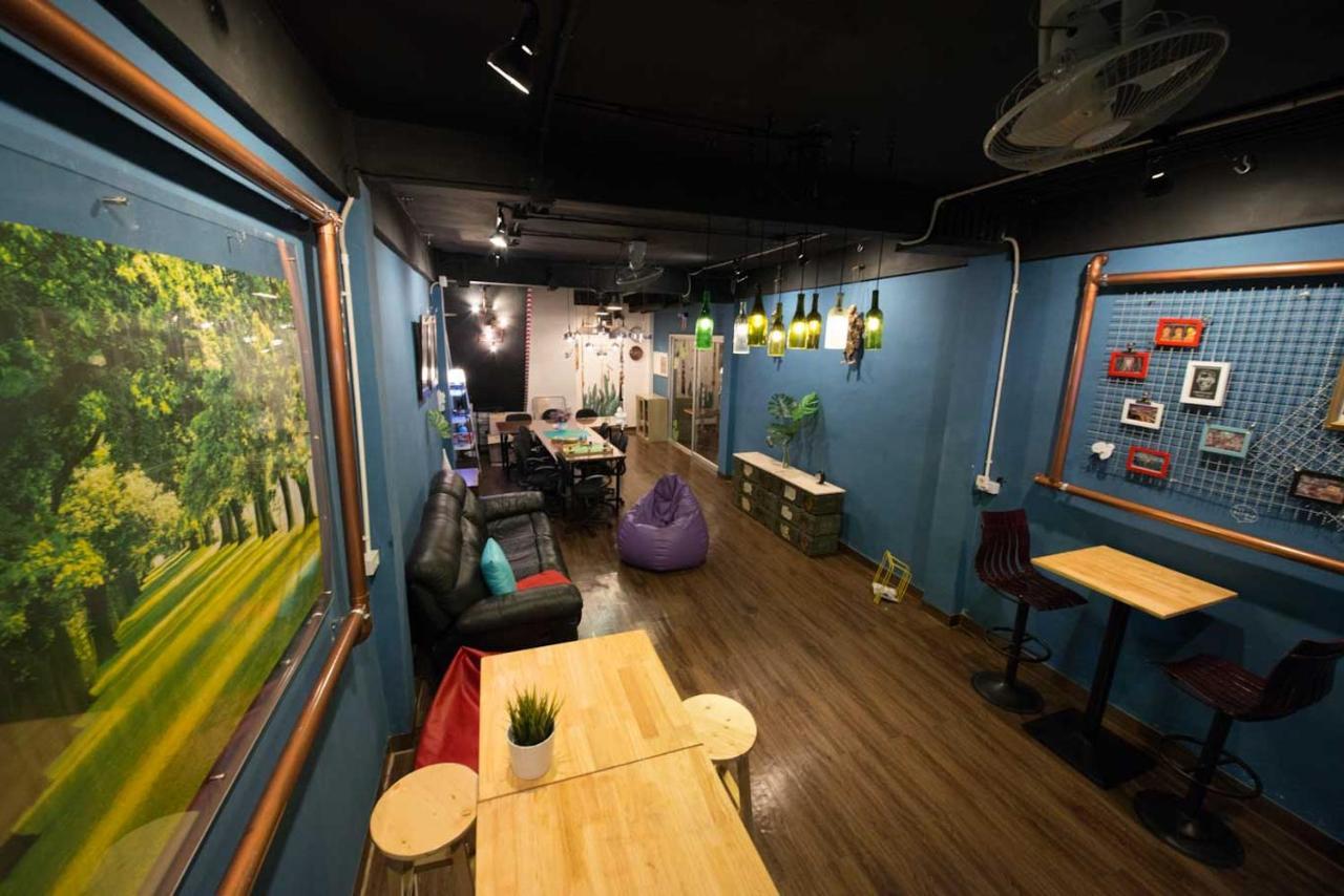 Teegether Hostel Bangkok Exterior photo